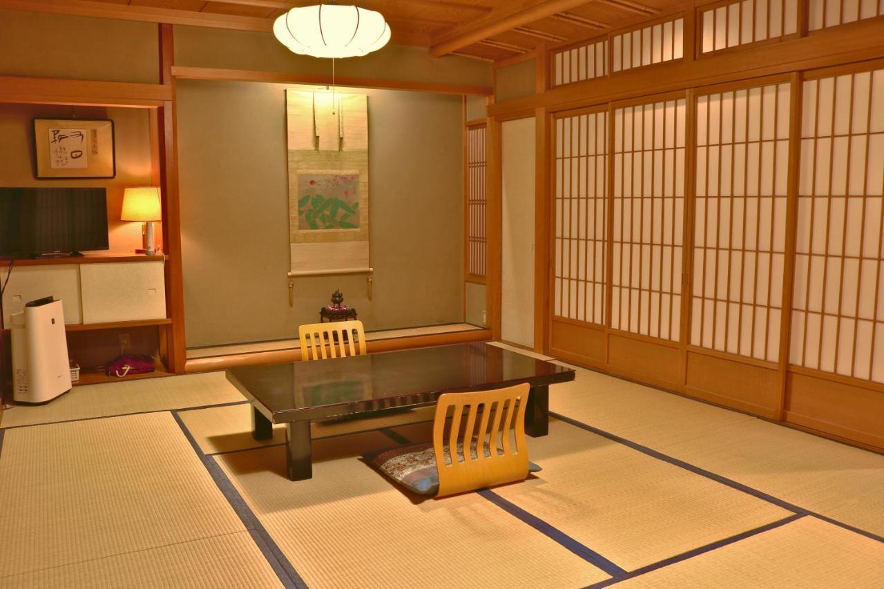 טויוקה Tsutaya Ryokan מראה חיצוני תמונה