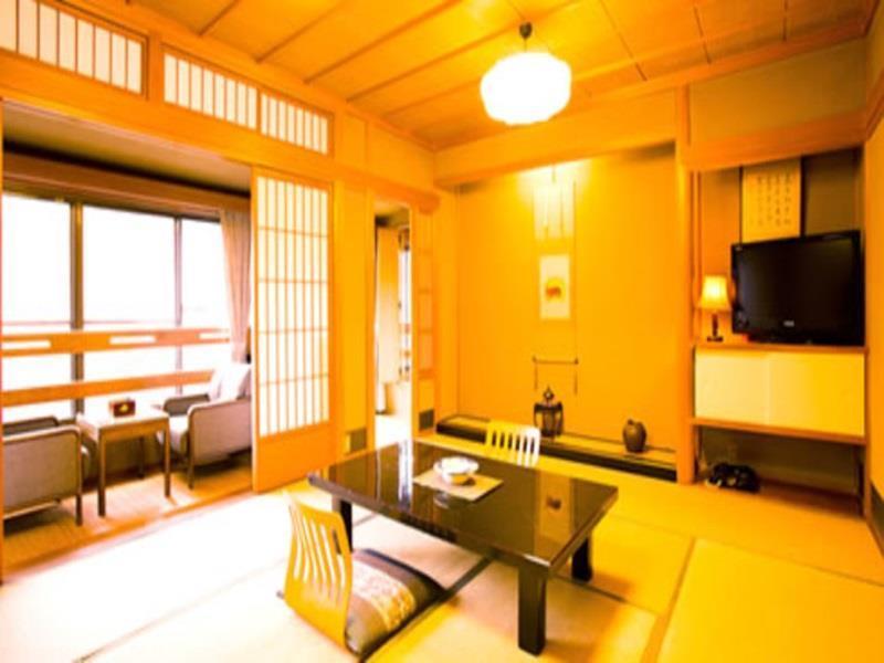טויוקה Tsutaya Ryokan מראה חיצוני תמונה